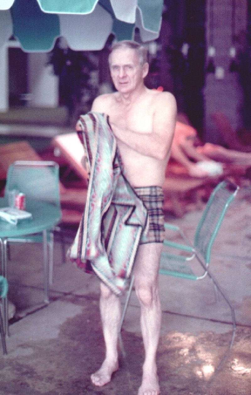 1970-1991-Jim-Janeen-first-20years/800x600_1984-11 Dad 40th anniv Scotts.jpg